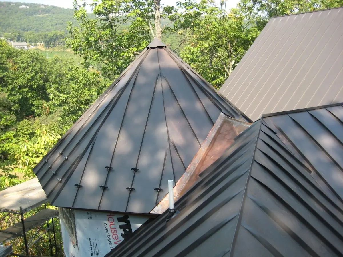 Professional Roof Tarp Installation by Craftsman Roofing in Aberdeen
